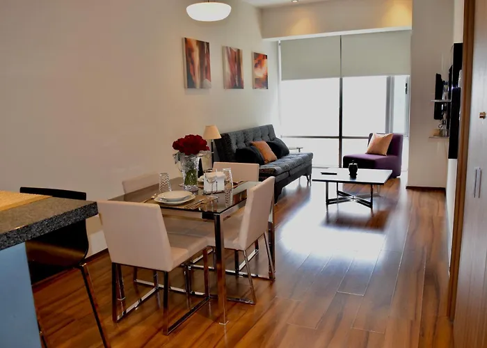 Centrico Sobre Paseo De La Reforma Elegante Y Confortable