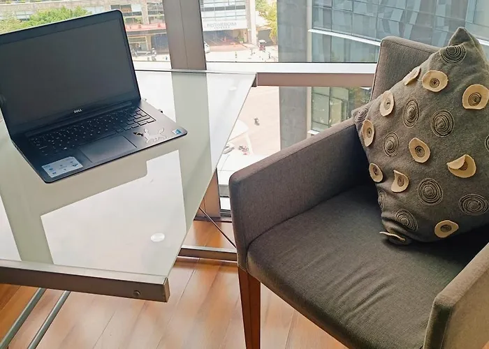 Centrico Sobre Paseo De La Reforma Elegante Y Confortable * Mexico City